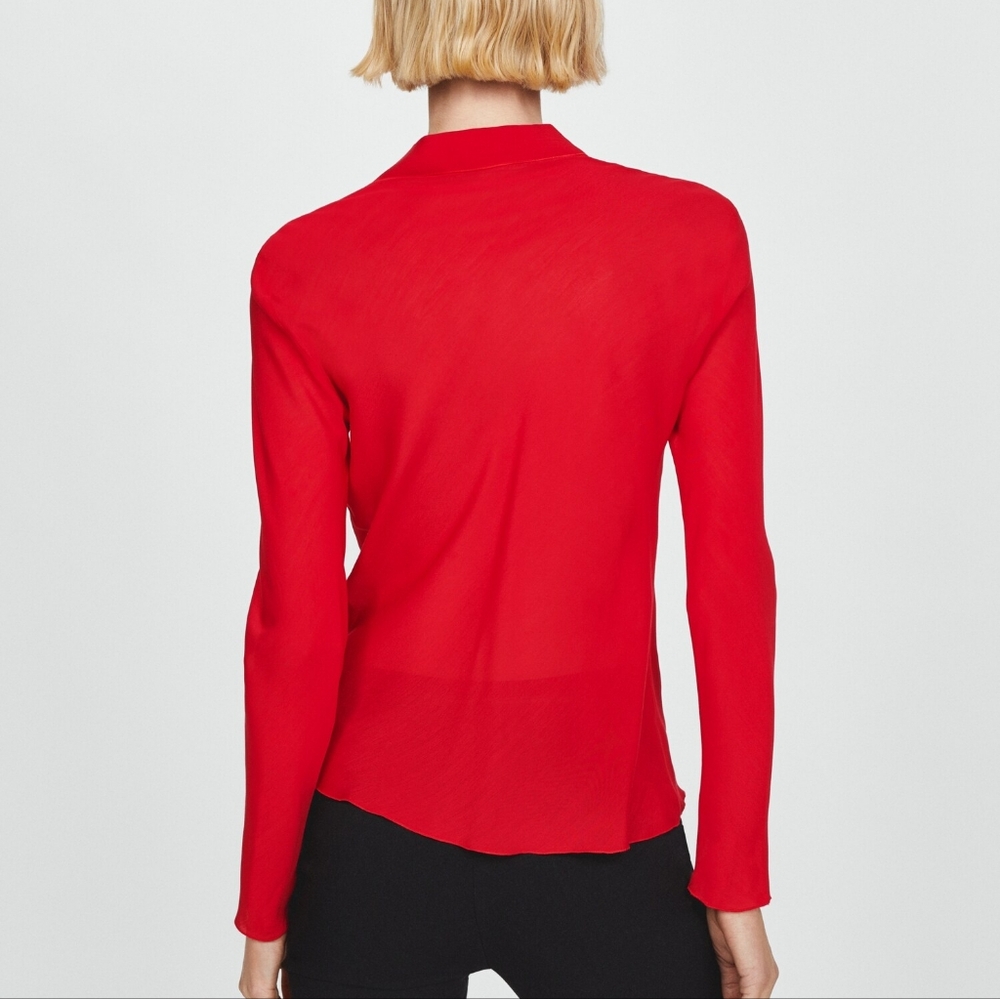 V-NECK RUFFLED BLOUSE - Picture 3 of 13